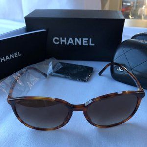 Chanel There`s Reason Sunglasses *Asian Fit* CH5278A 1295/S5